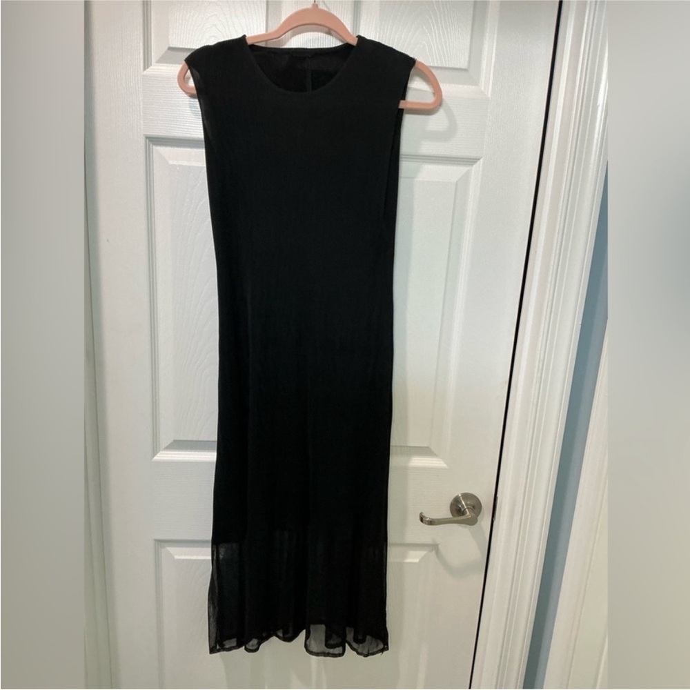 Elegant Black Sleeveless handmade Dress